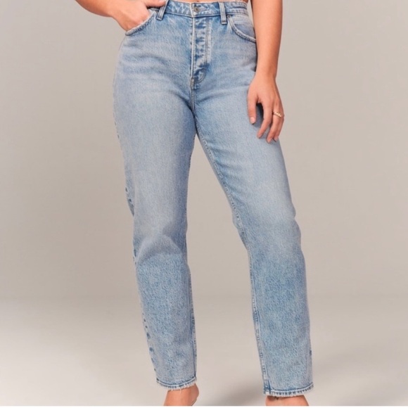 Abercrombie & Fitch Curve Love Dad Jean - Picture 6 of 8